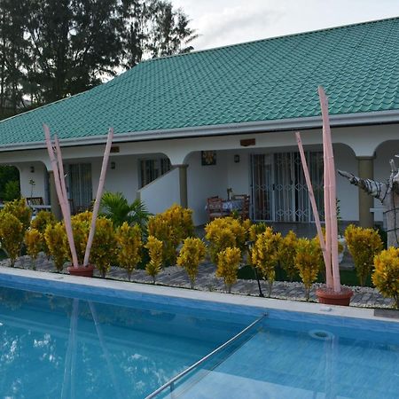 Leo'S Petit Villa Annex Praslin Εξωτερικό φωτογραφία