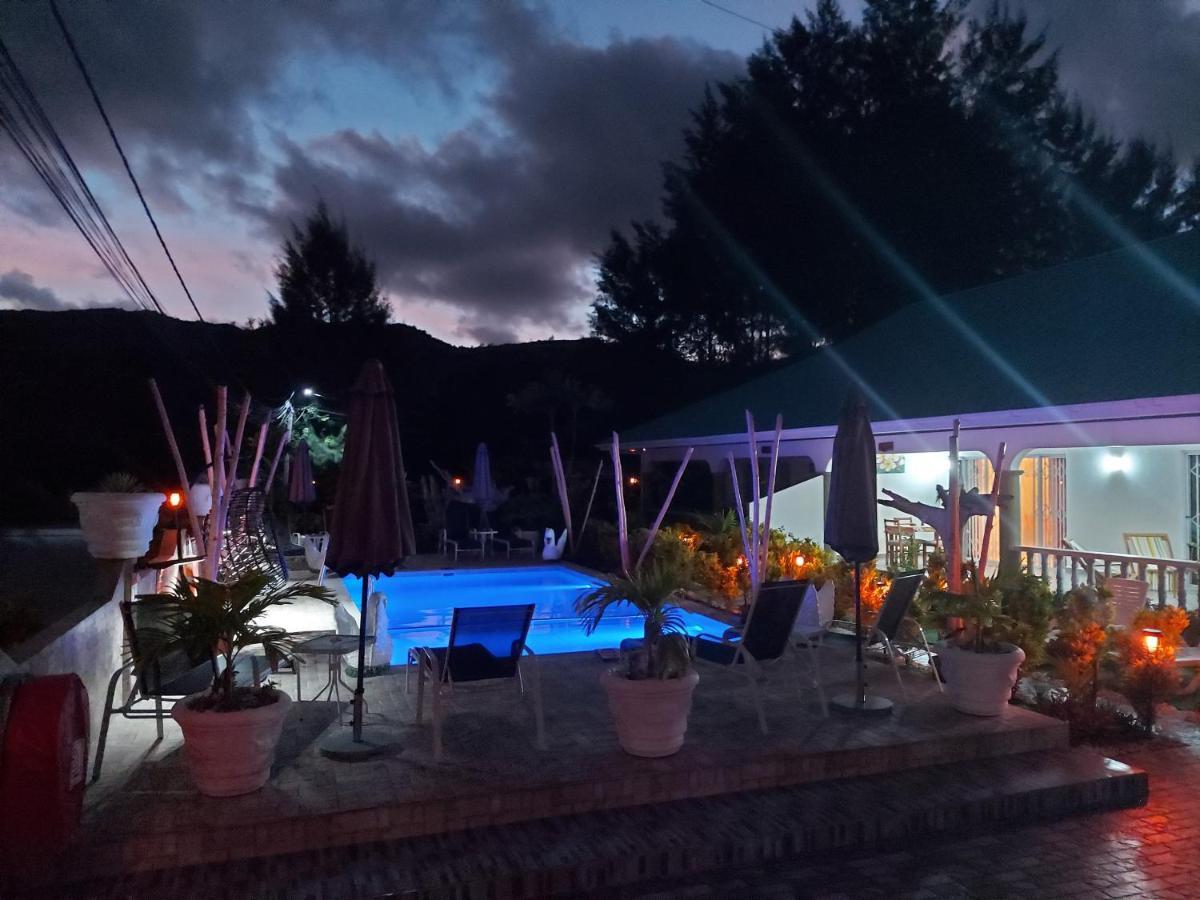 Leo'S Petit Villa Annex Praslin Εξωτερικό φωτογραφία