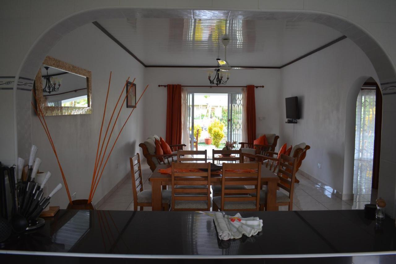 Leo'S Petit Villa Annex Praslin Εξωτερικό φωτογραφία