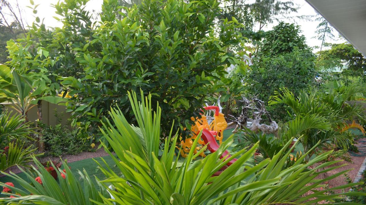 Leo'S Petit Villa Annex Praslin Εξωτερικό φωτογραφία
